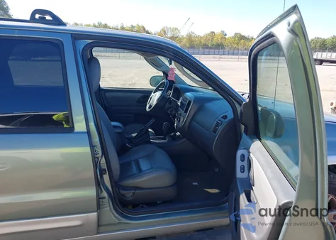 2007 Ford Escape Xlt/Xlt Sport from USA, damaged, VIN 1FMCU03147KC07426